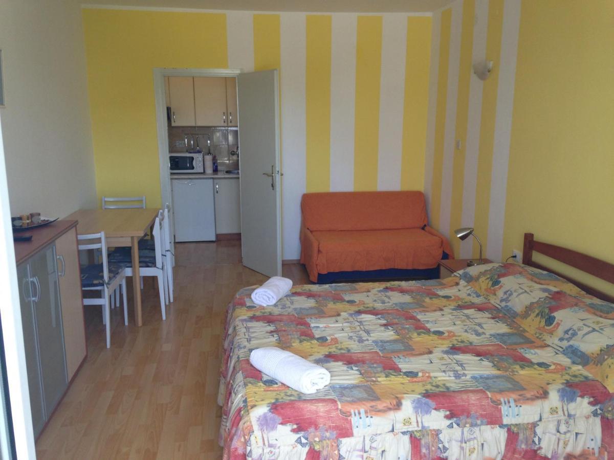 Apartman Alexandra Poreč Exteriör bild